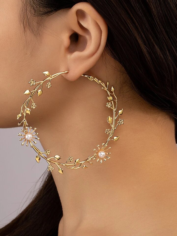 Circle Pearl Hoops